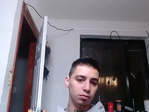 xalejo max online show from 10-24-25, 01:07