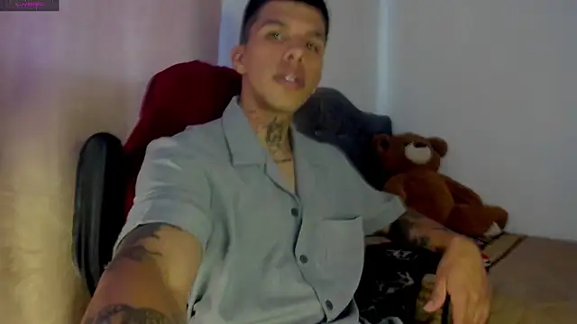 Savajelust online show from 11-25-25, 04:18