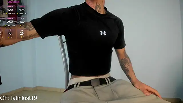 Snapshot of Savajelust chatting on 07-25-26, 06:49 Savajelust online show from 07-25-26, 06:49