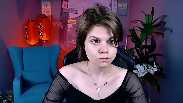 EllieMurler online show from 11-07-25, 01:00