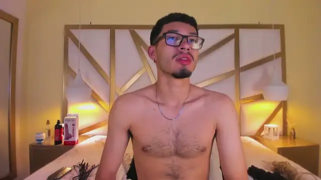 Jaxon Carter online show from 04-21-26, 02:04