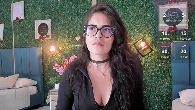 Linagh  online show from 10-18-25, 11:44