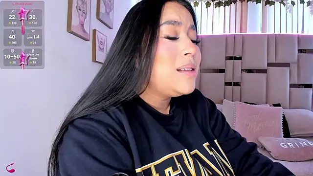 Zoey thompson online show from 11-23-25, 02:17