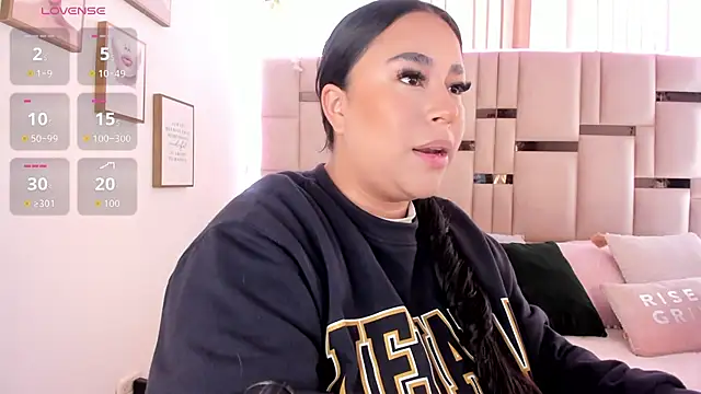 Zoey thompson online show from 11-26-25, 07:37