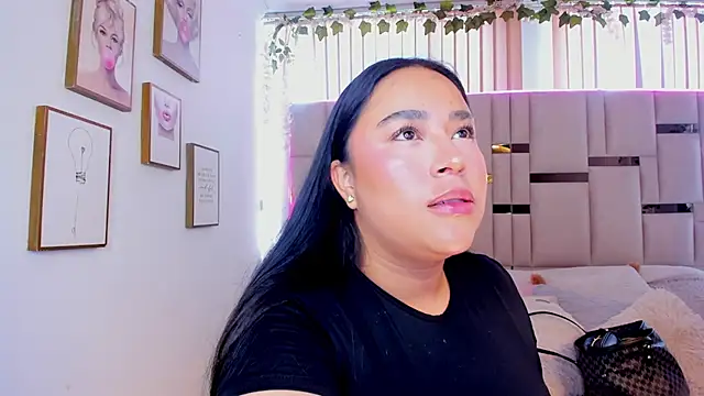 Zoey thompson online show from 03-06-26, 07:54