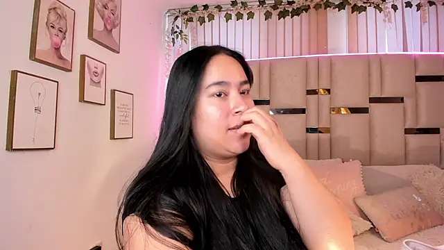 Zoey thompson online show from 03-10-26, 09:20