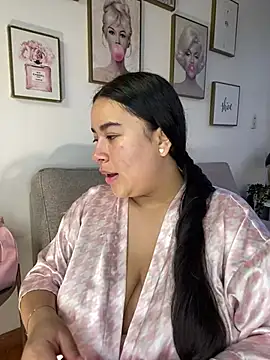 Zoey thompson online show from 04-08-26, 08:09