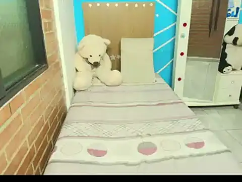 Snapshot of Ana_Fist_ chatting on 03-21-26, 07:13 Ana Fist online show from 03-21-26, 07:13