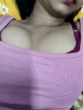 Snapshot of Cute-Janvi-5 chatting on 06-25-26, 04:22 Cute-Janvi-5 online show from 06-25-26, 04:22
