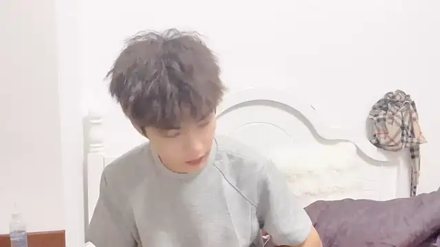 Snapshot of linger2563 chatting on 09-28-25, 02:55 linger2563 online show from 09-28-25, 02:55