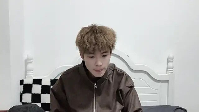 Snapshot of linger2563 chatting on 11-04-25, 03:00 linger2563 online show from 11-04-25, 03:00