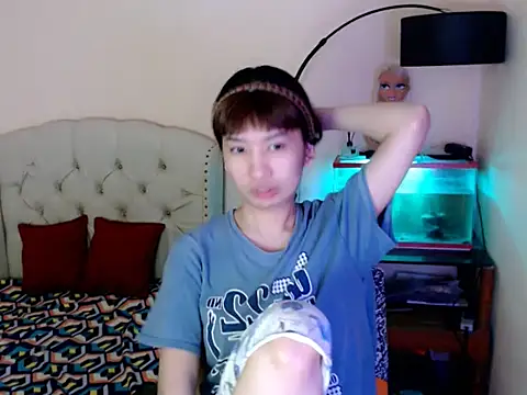 ShantalFoxxy  online show from 02-04-26, 01:06