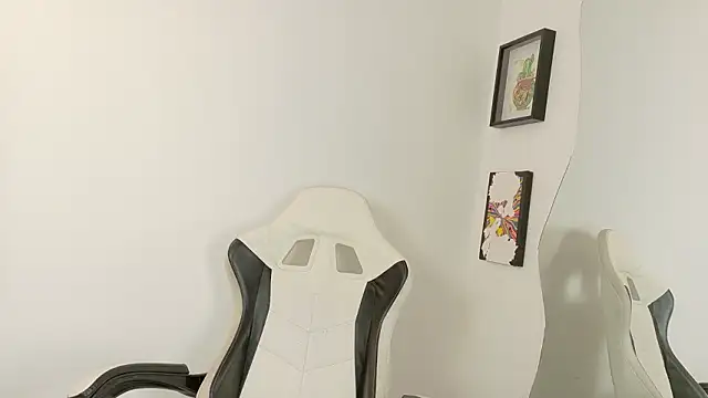 sara queen10 online show from 03-27-26, 04:07