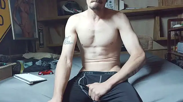 mike42088 online show from 03-28-26, 01:16