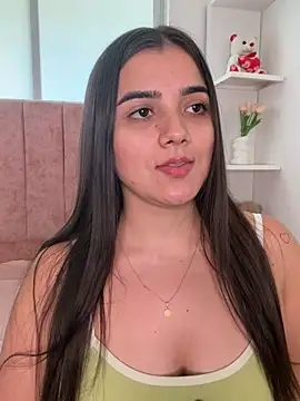 Snapshot of salomecute21 chatting on 05-11-26, 04:04 salomecute21 online show from 05-11-26, 04:04