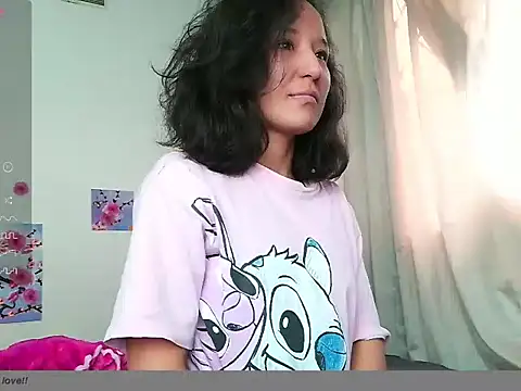 Snapshot of Natzu_Choi chatting on 04-03-26, 10:19 Natzu Choi online show from 04-03-26, 10:19