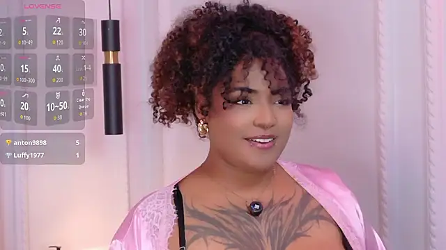 Cristal-Jonnes online show from 03-25-26, 04:40