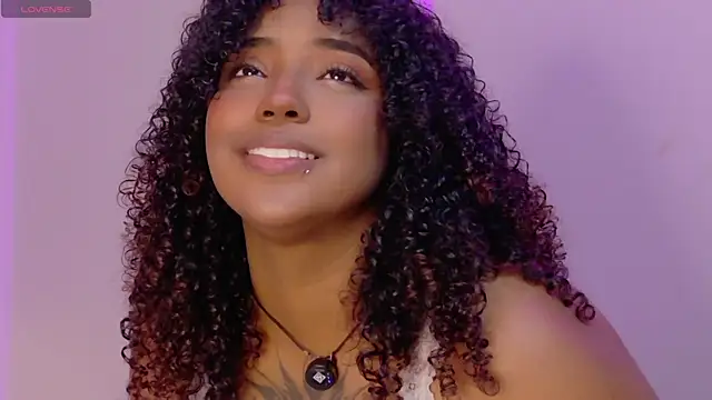 Snapshot of Cristal-Jonnes chatting on 05-21-26, 03:46 Cristal-Jonnes online show from 05-21-26, 03:46