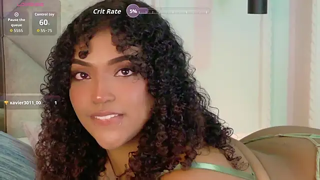 Snapshot of Cristal-Jonnes chatting on 05-25-26, 05:24 Cristal-Jonnes online show from 05-25-26, 05:24
