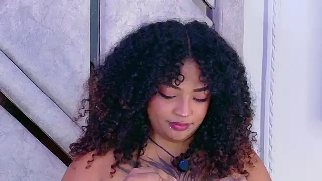 Snapshot of Cristal-Jonnes chatting on 07-25-26, 05:49 Cristal-Jonnes online show from 07-25-26, 05:49