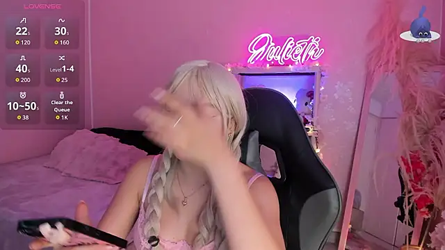 JuliethMoss online show from 03-25-26, 09:10