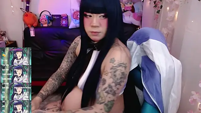 jadedelux  online show from 11-28-25, 04:31