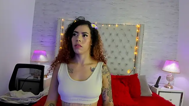 Pamelamiler   online show from 06-09-26, 01:01