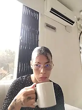 Pamelamiler   online show from 06-11-26, 12:03