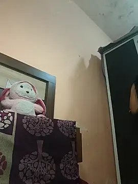 Maahhii 2 online show from 04-21-26, 08:55