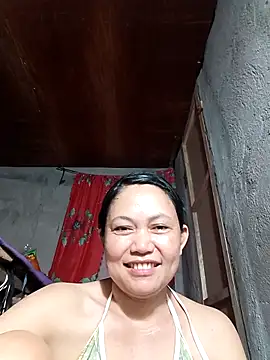 Everleigh mom online show from 11-01-25, 08:16