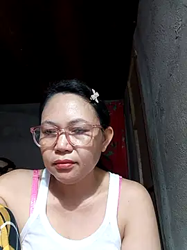 Everleigh mom online show from 01-08-26, 11:29