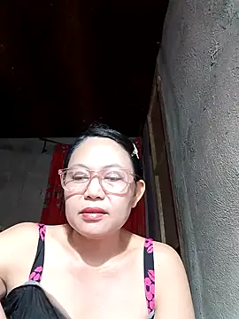 Everleigh mom online show from 01-10-26, 04:36