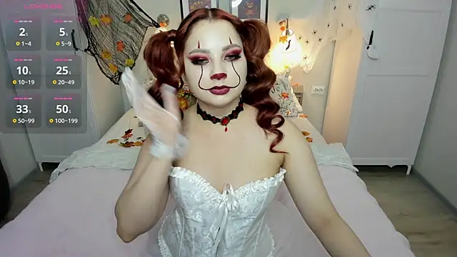 AuroraBell online show from 10-31-25, 05:25