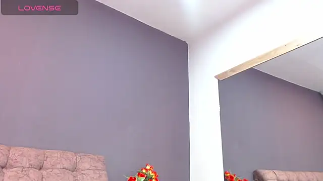 KateWelsin online show from 12-05-25, 07:39