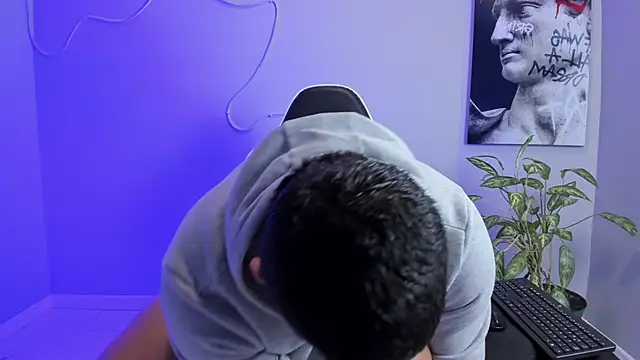 Snapshot of Maximus_Steel chatting on 09-14-25, 11:31 Maximus Steel online show from 09-14-25, 11:31