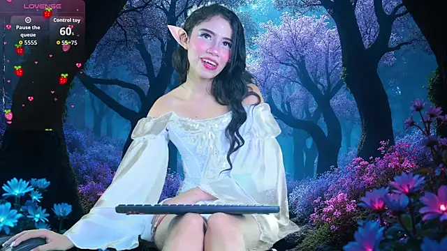 Snapshot of SammyJhuls chatting on 12-04-25, 12:25 SammyJhuls online show from 12-04-25, 12:25