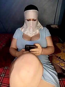 Lamia Queen  online show from 12-03-25, 12:40