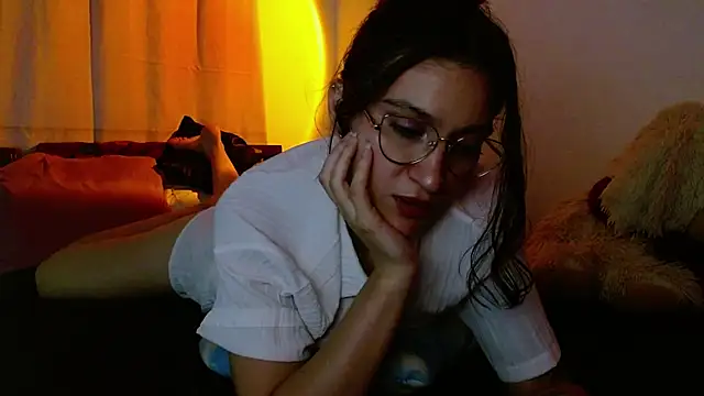 lia ana online show from 05-16-26, 10:36