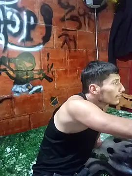 alexandercruz online show from 04-21-26, 01:29