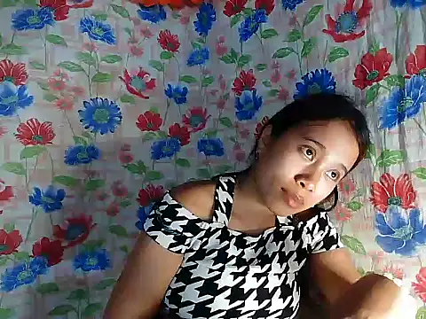 Snapshot of Pinay_Skinny18 chatting on 09-27-25, 11:26 Pinay Skinny18 online show from 09-27-25, 11:26