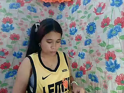Snapshot of Pinay_Skinny18 chatting on 10-04-25, 04:54 Pinay Skinny18 online show from 10-04-25, 04:54