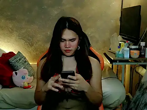 Snapshot of YllanaAltheaXxX chatting on 05-19-26, 06:53 YllanaAltheaXxX online show from 05-19-26, 06:53