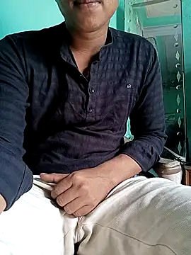 Snapshot of Asish_007 chatting on 09-13-25, 04:01 Asish 007 online show from 09-13-25, 04:01