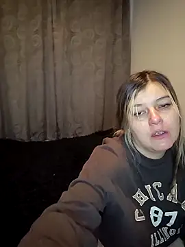 Fernandar2025 online show from 12-15-25, 03:33