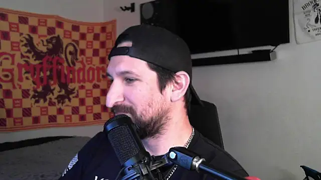 Snapshot of DevilPup75_ chatting on 09-12-25, 03:28 DevilPup75 online show from 09-12-25, 03:28