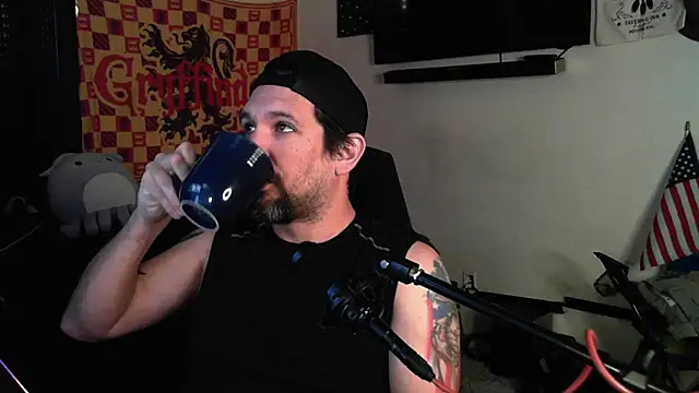 Snapshot of DevilPup75_ chatting on 10-02-25, 01:29 DevilPup75 online show from 10-02-25, 01:29