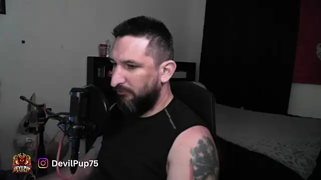Snapshot of DevilPup75_ chatting on 06-03-26, 04:48 DevilPup75 online show from 06-03-26, 04:48