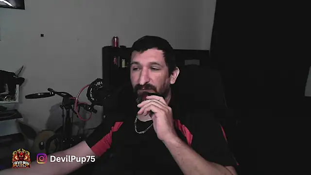 Snapshot of DevilPup75_ chatting on 07-22-26, 05:32 DevilPup75 online show from 07-22-26, 05:32