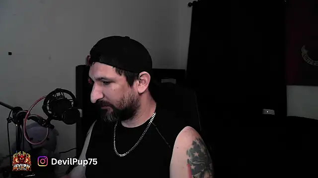 Snapshot of DevilPup75_ chatting on 07-24-26, 03:04 DevilPup75 online show from 07-24-26, 03:04
