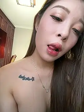 tuanzi125216 online show from 01-09-26, 07:00